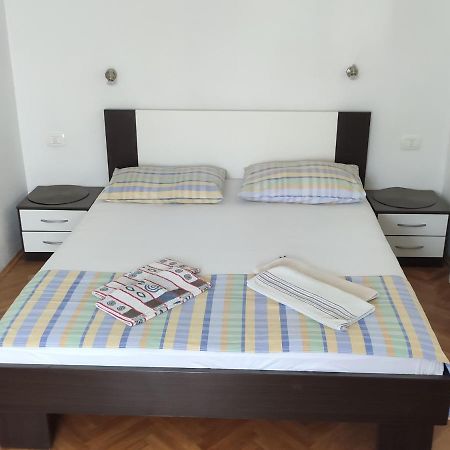 Apartment Iv&An Makarska Eksteriør billede